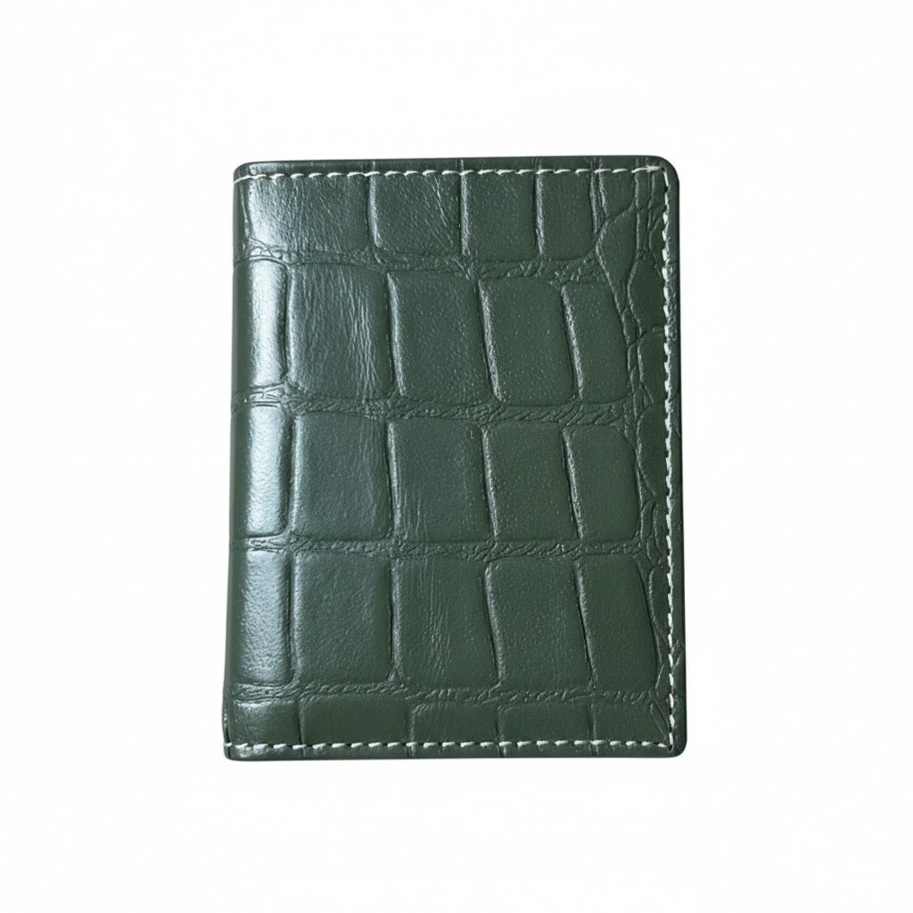 Handcrafted minimalist brown full-grain leather wallet for men - Artisan quality